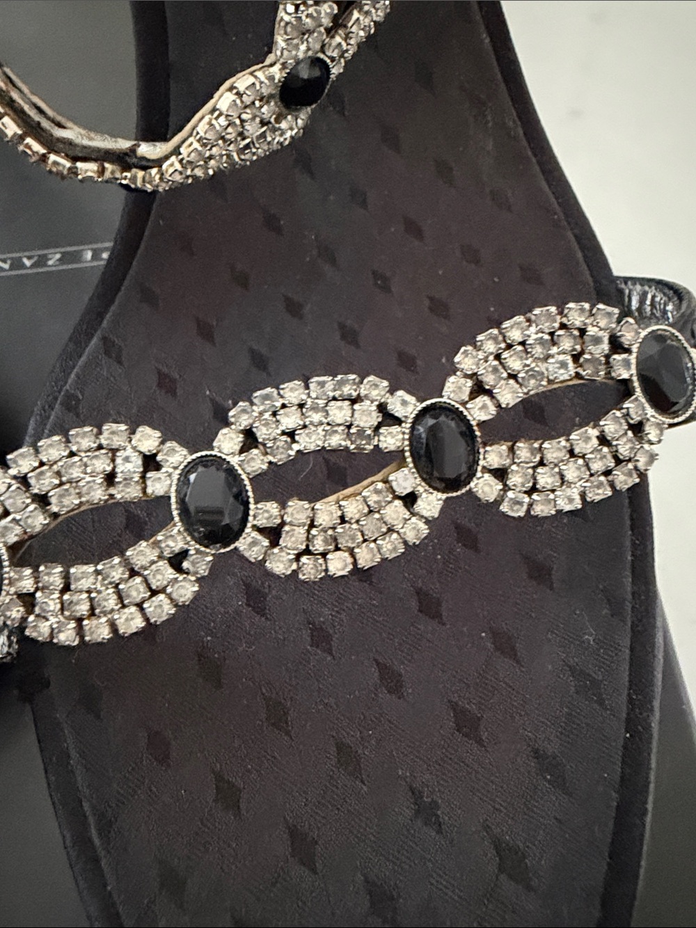NWT Giuseppe Zanotti Black Rhinestone-Embellished Slide Sandals - Picture 6 of 8